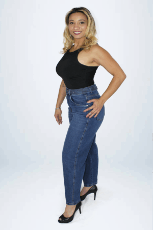 Calça Jeans Slouchy e Cinto Fivela